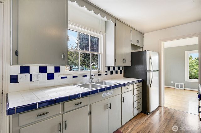 340 Pierce Street, Port Townsend, WA 98368