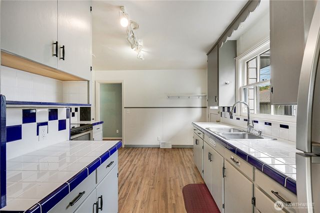 340 Pierce Street, Port Townsend, WA 98368