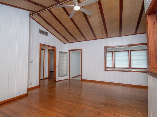 2880 1st Road, Vero Beach, FL 32968