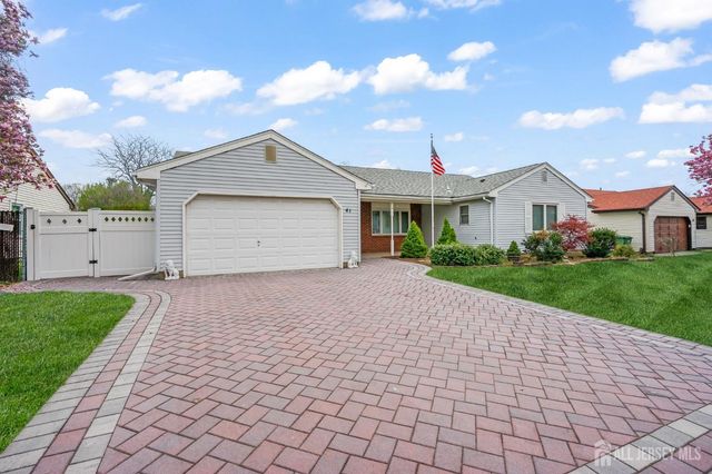 41 Rodak Circle, Edison, NJ 08817
