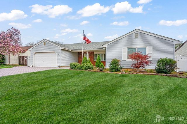 41 Rodak Circle, Edison, NJ 08817