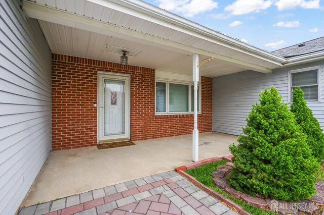 41 Rodak Circle, Edison, NJ 08817