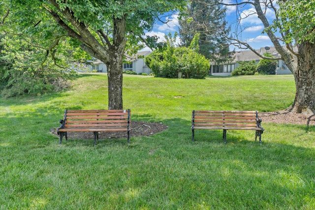 2404 Post Oak RD, Salem, VA 24153