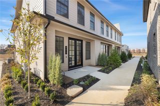 4619 S 47th Street, Rogers, AR 72758