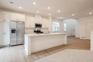 162 Huntington Drive, Waconia, MN 55387