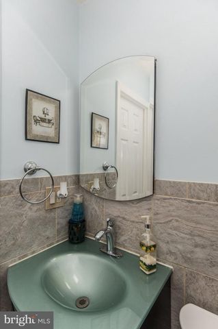 12715 MEDFORD RD, Philadelphia, PA 19154