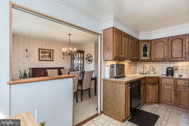 12715 MEDFORD RD, Philadelphia, PA 19154