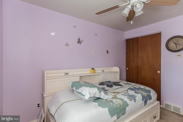 12715 MEDFORD RD, Philadelphia, PA 19154