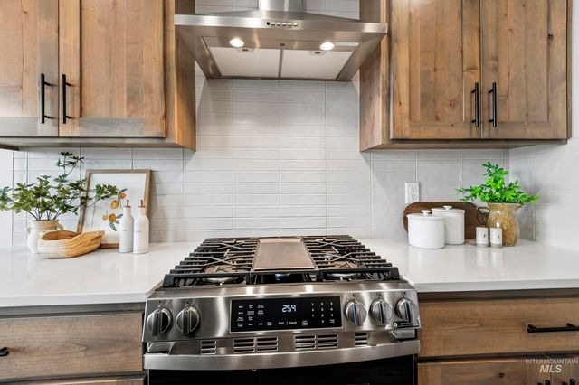 1988 W. Bittern St., Nampa, ID 83686