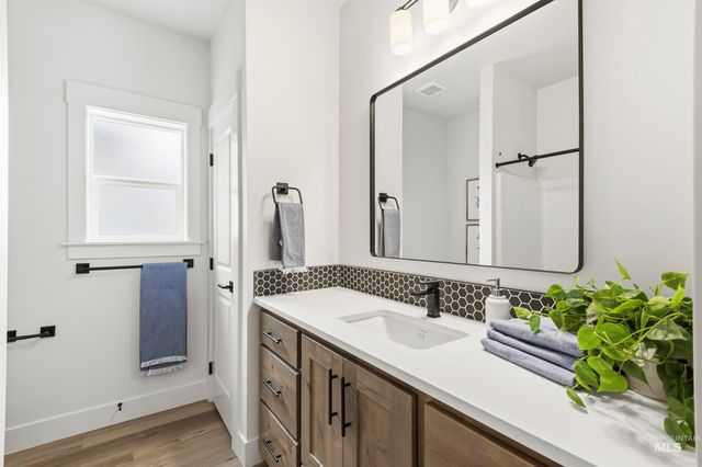 1988 W. Bittern St., Nampa, ID 83686