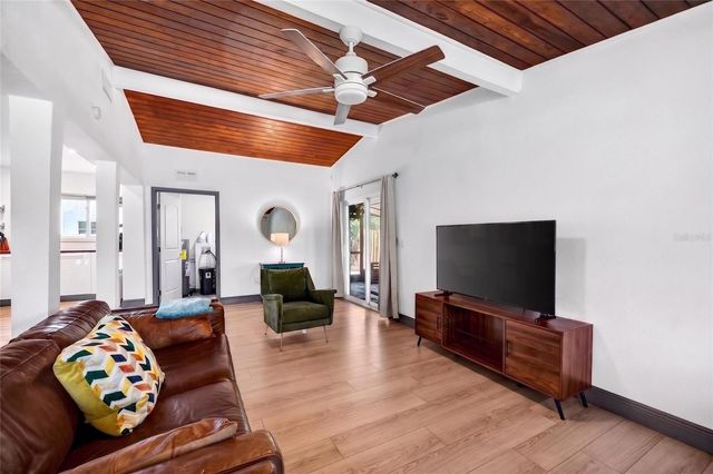 2922 W AVERILL AVENUE, Tampa, FL 33611