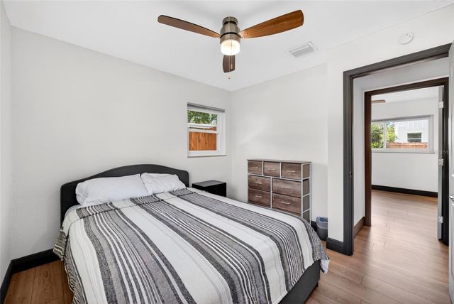 2922 W AVERILL AVENUE, Tampa, FL 33611