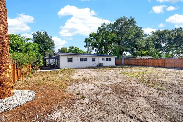 2922 W AVERILL AVENUE, Tampa, FL 33611