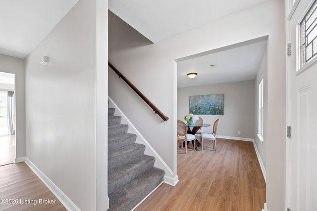 3103 Carriage Hill Dr, Louisville, KY 40241