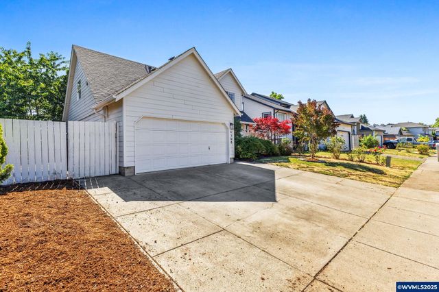 4398 Northside Dr, Keizer, OR 97303