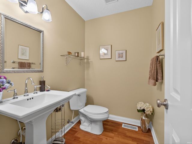 14440 Settlers Trail, Leo, IN 46765