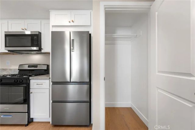 3020 E 3rd 16, Long Beach, CA 90814