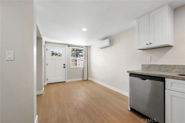 3020 E 3rd 16, Long Beach, CA 90814