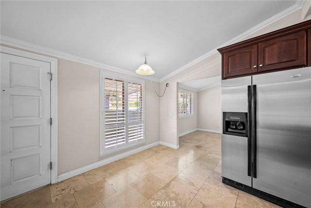 19157 Avenue Of The Oaks A, Newhall, CA 91321