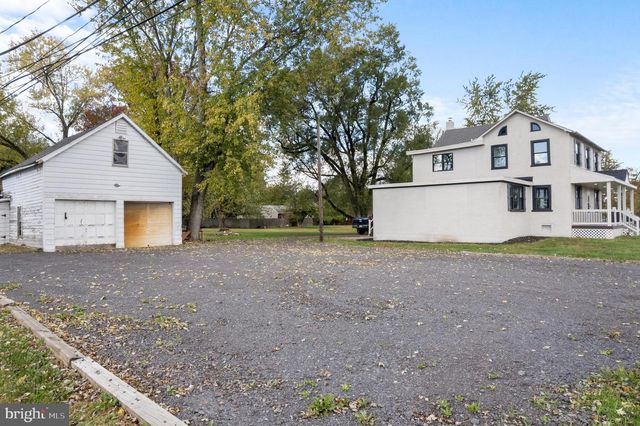 924 BETHLEHEM PIKE, Colmar, PA 18915