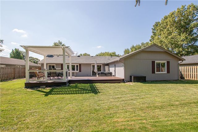 9829 Plum Brook Lane, Strongsville, OH 44149