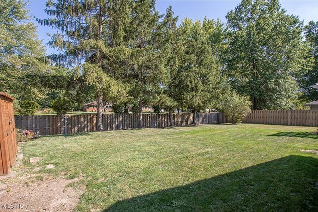 9829 Plum Brook Lane, Strongsville, OH 44149