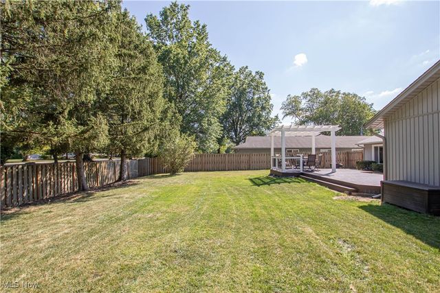 9829 Plum Brook Lane, Strongsville, OH 44149