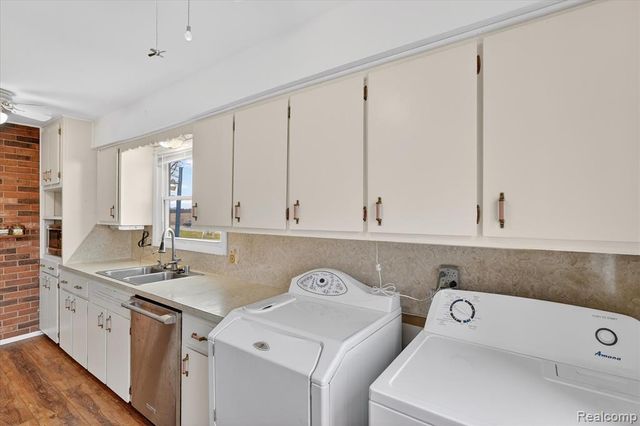 992 W Bennington Road, Owosso, MI 48867