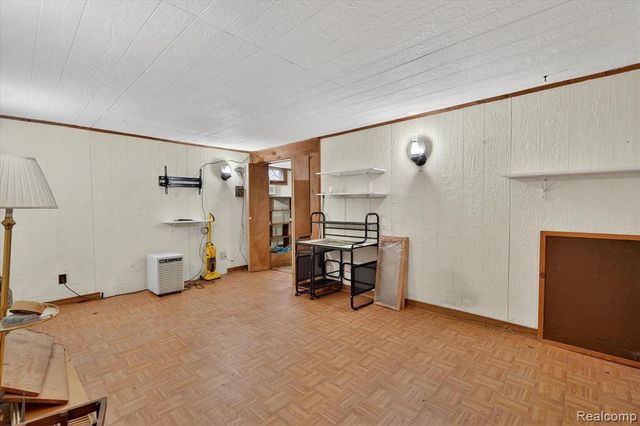 992 W Bennington Road, Owosso, MI 48867