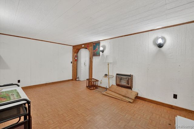 992 W Bennington Road, Owosso, MI 48867