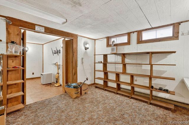 992 W Bennington Road, Owosso, MI 48867