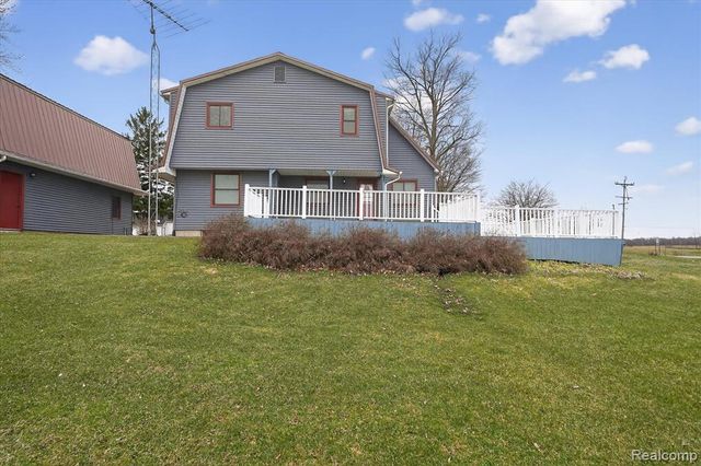 992 W Bennington Road, Owosso, MI 48867