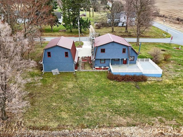 992 W Bennington Road, Owosso, MI 48867