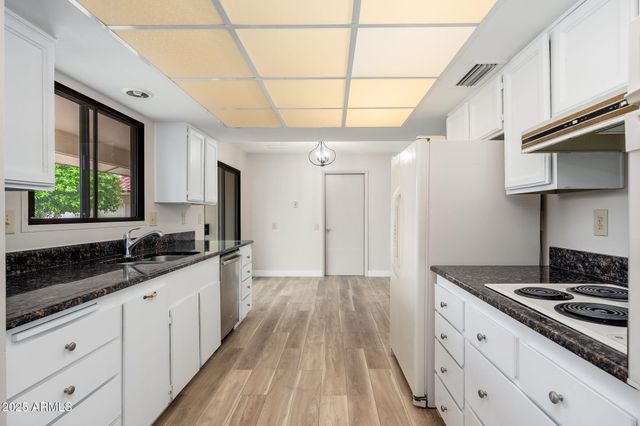 13131 W CASTLEBAR Drive, Sun City West, AZ 85375