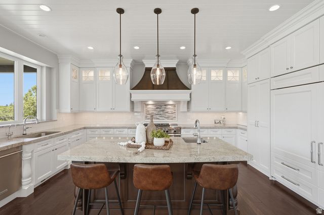 6547 W NORMANDY WAY, Highland, UT 84003