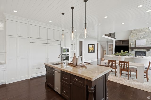 6547 W NORMANDY WAY, Highland, UT 84003