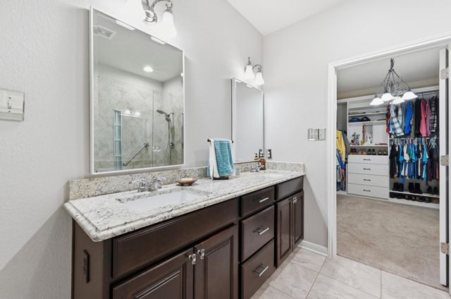 194 Treehaven CT, Buda, TX 78610