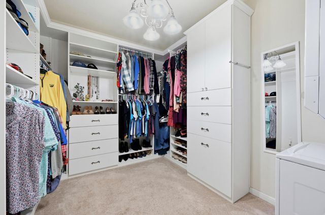 194 Treehaven CT, Buda, TX 78610