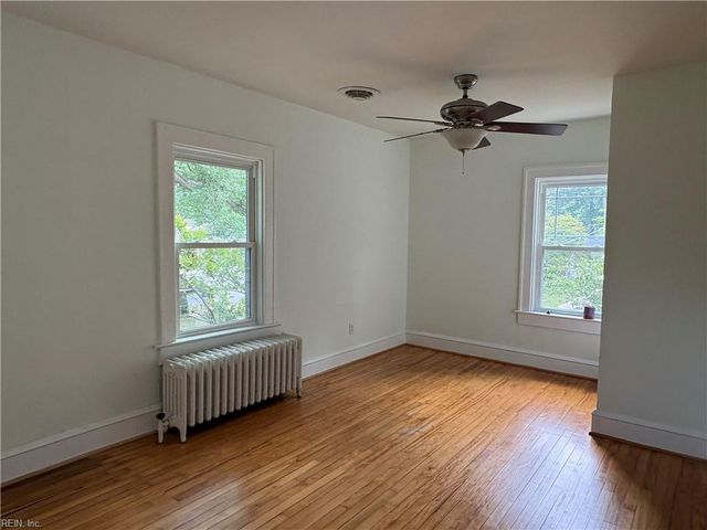 180 Cherokee RD, Hampton, VA 23661