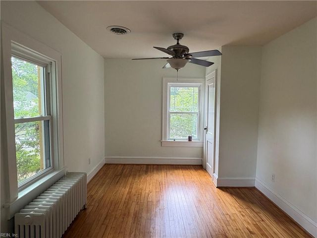 180 Cherokee RD, Hampton, VA 23661