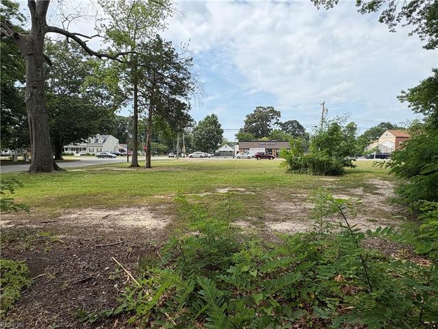 180 Cherokee RD, Hampton, VA 23661