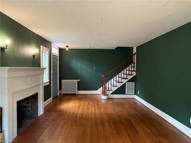 180 Cherokee RD, Hampton, VA 23661