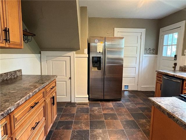 180 Cherokee RD, Hampton, VA 23661