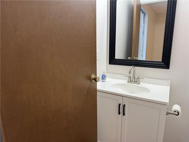 4093 Overland Trail, Snellville, GA 30039