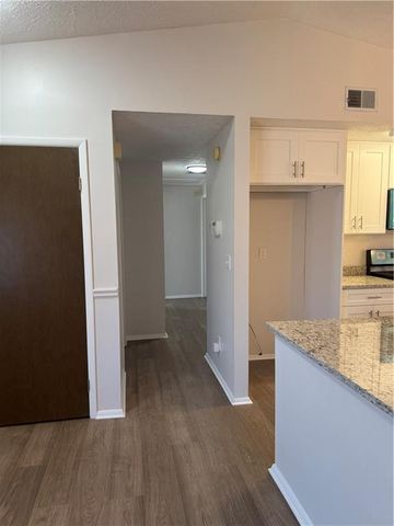 4093 Overland Trail, Snellville, GA 30039