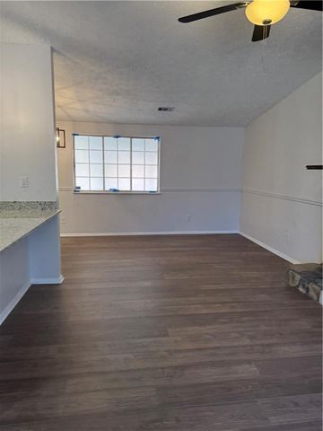 4093 Overland Trail, Snellville, GA 30039