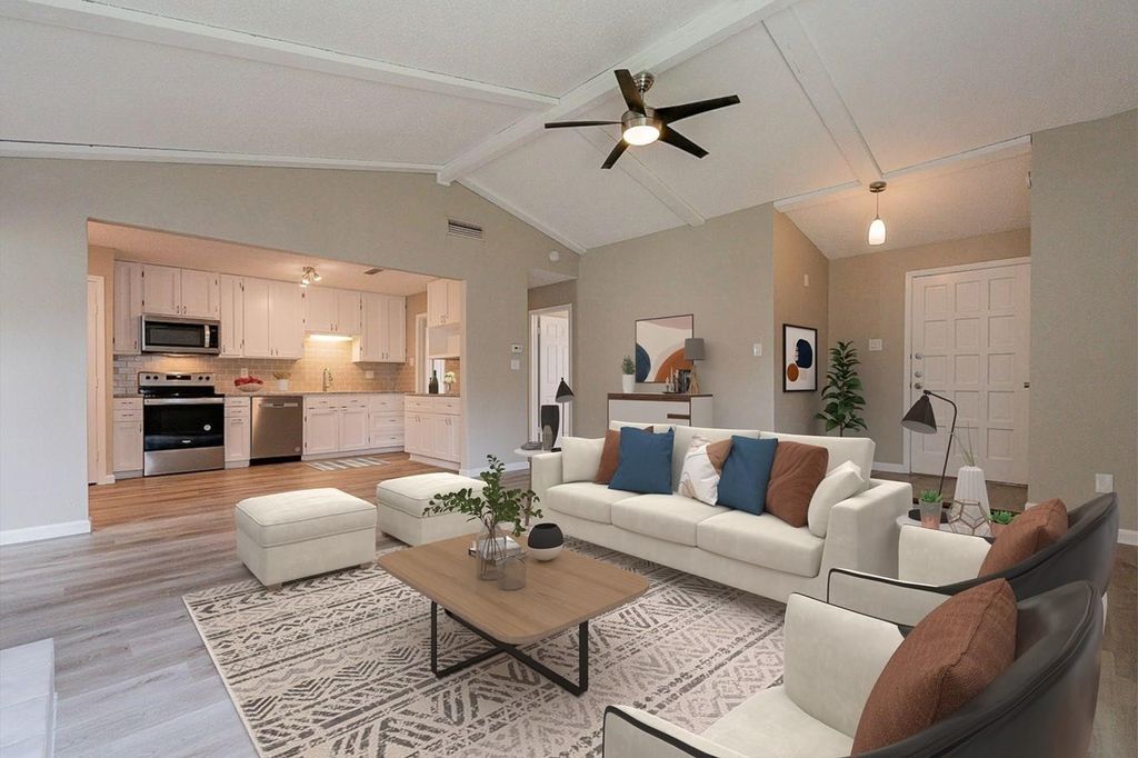 2112 Cedarcrest Drive, Carrollton, TX 75007