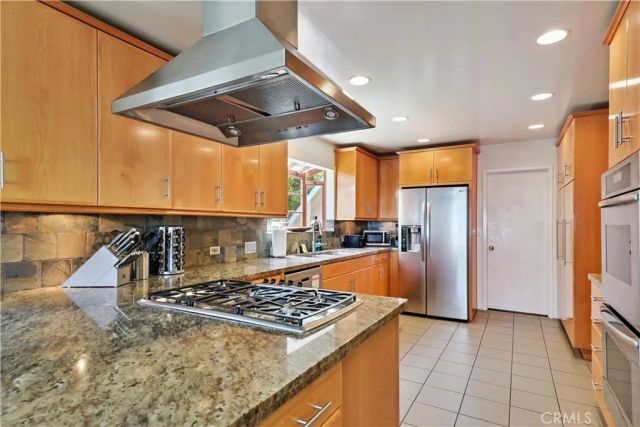 7161 Grasswood Avenue, Malibu, CA 90265