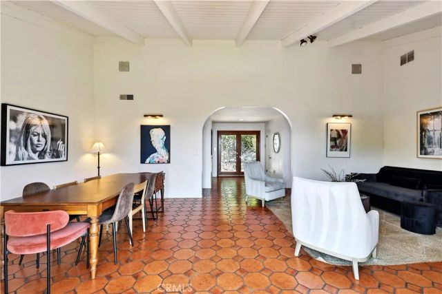 7161 Grasswood Avenue, Malibu, CA 90265