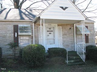 2206 E Club Boulevard, Durham, NC 27704